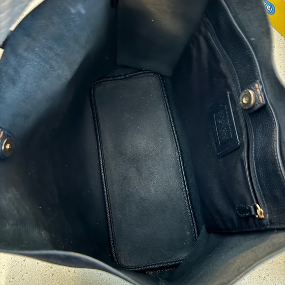 Coach Tote/Purse - Picture 6 of 6